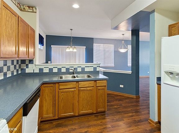 4th image of 3106 Nantucket Dr