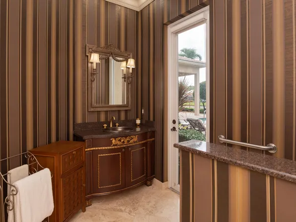 123 Grand Palm Way, Palm Beach Gardens, FL 33418