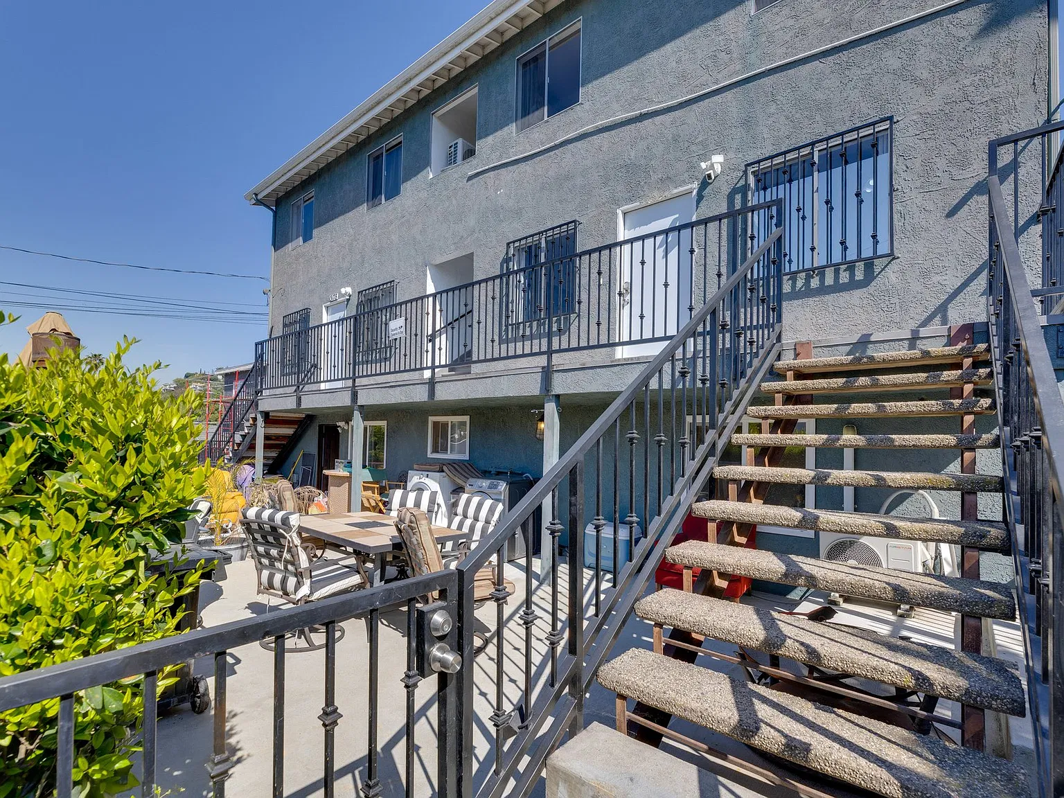 3 bed, 1600 sqft, $4,500 — Photo 4