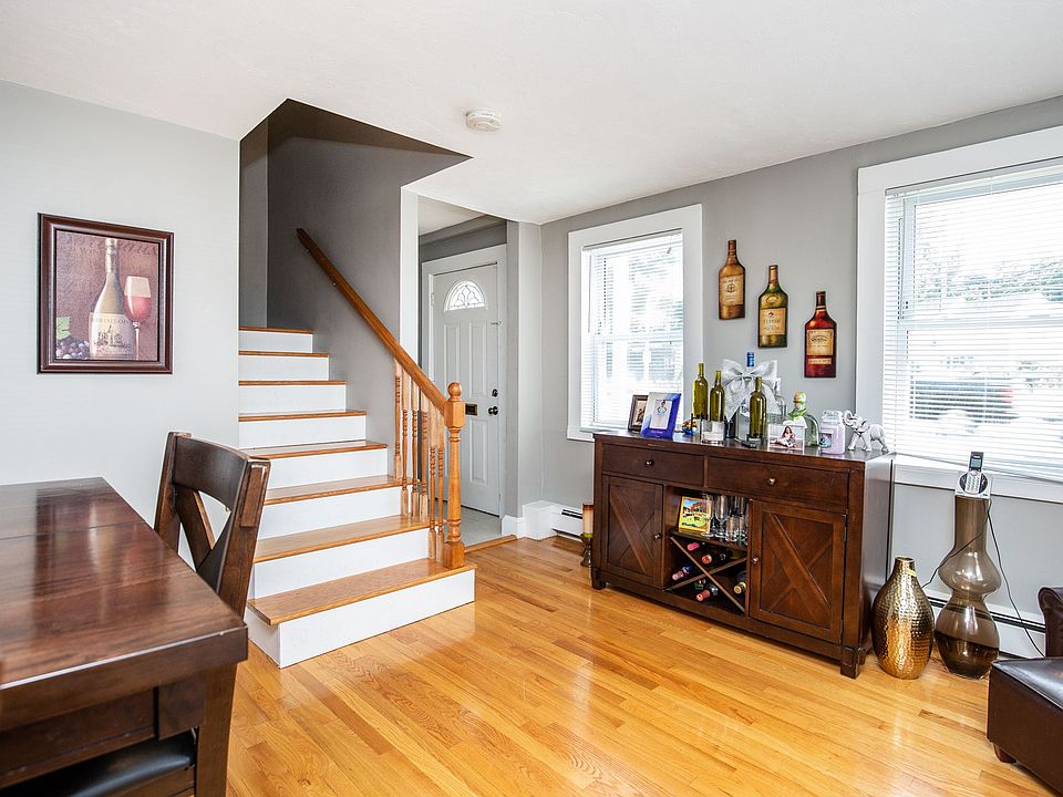 1st image of 1 Lynnfield St