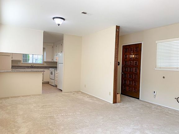 3rd image of 1185 Myrtle Dr