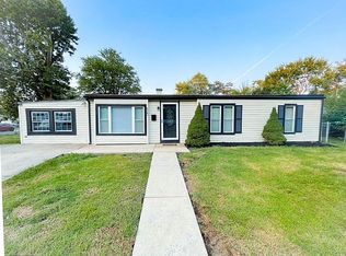 523 Estate Rd, Maple Shade, NJ 08052