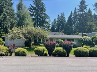 9833 NE 22nd St, Bellevue, WA 98004
