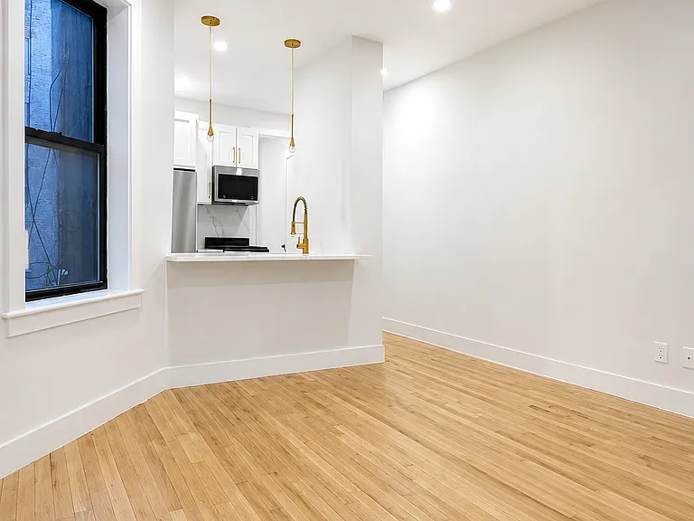 206 W 96th St #4C — Photo 4