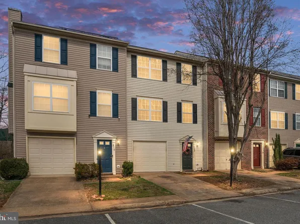 208 Regina Ln, Fredericksburg, VA 22405