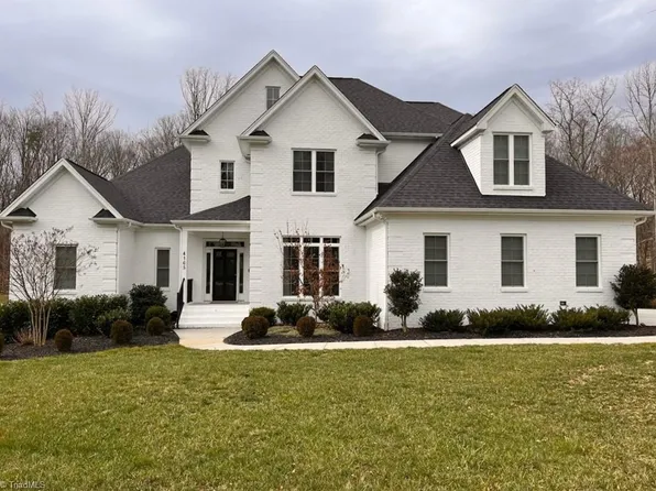 4105 Strader Ct, Summerfield, NC 27358