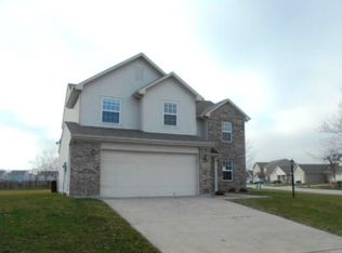 5736 Twin River Ln, Indianapolis, IN 46239