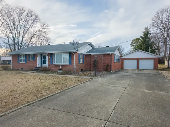 116 Forio Ave, Mount Carmel, IL 62863