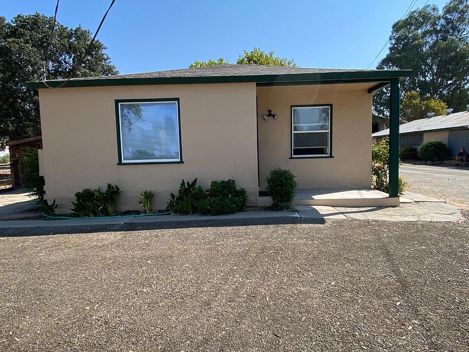 2nd image of 12690 Center Ave