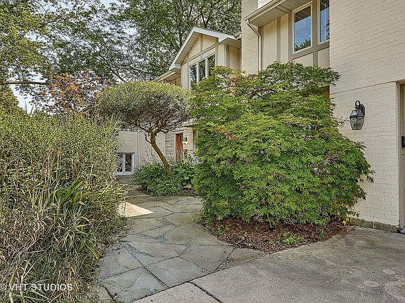 3rd image of 2327 Birchwood Ave