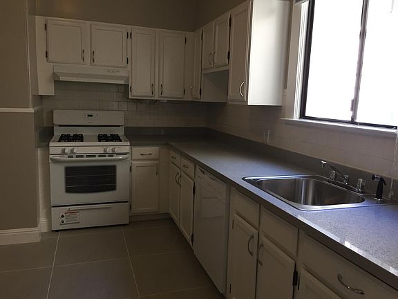 4th image of 1152 Jackson St APT 1