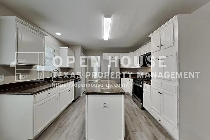 17902 Western Pass Ln — Photo 5
