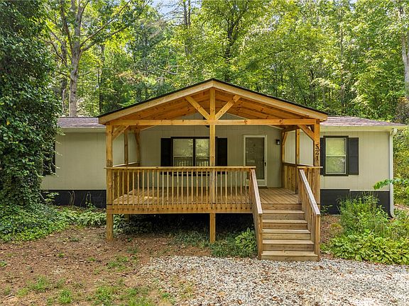 2nd image of 521 Creekside Dr