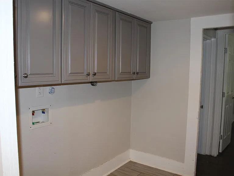 402 Granberry St — Photo 7