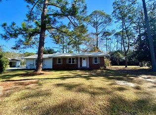 217 Redbud Dr, Adel, GA 31620