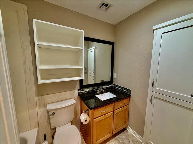 5838 Ludington Dr — Photo 17
