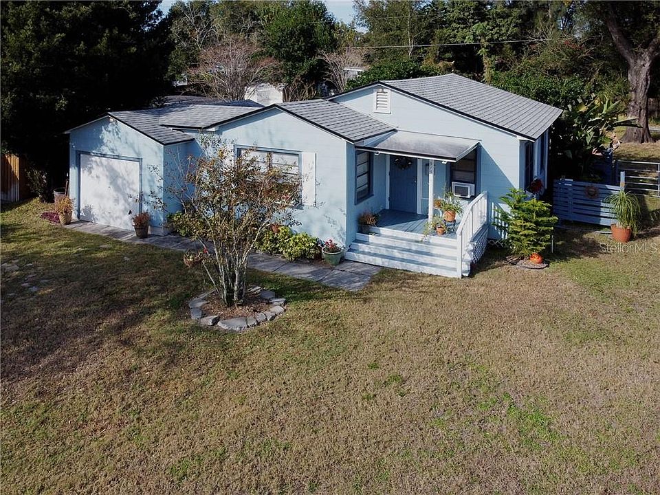 1st image of 915 Canovia Ave