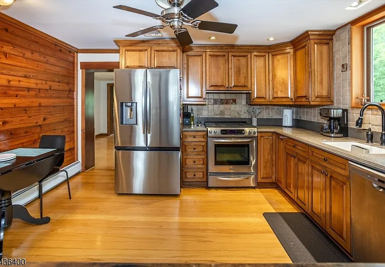 1020 Green Pond Rd — Photo 16