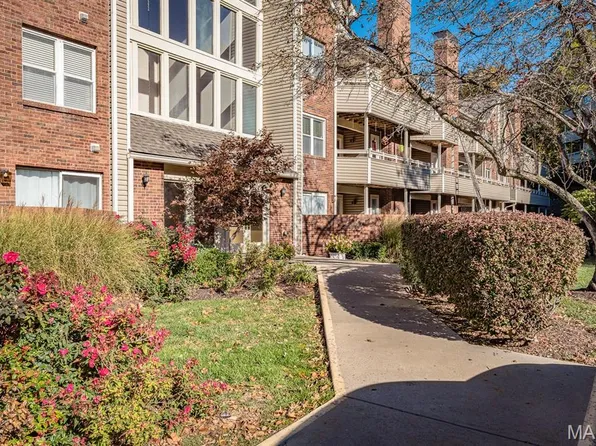 1010 Thoreau Ct APT 301, Saint Louis, MO 63146