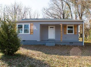11 Essex Ct, Greenville, SC 29609