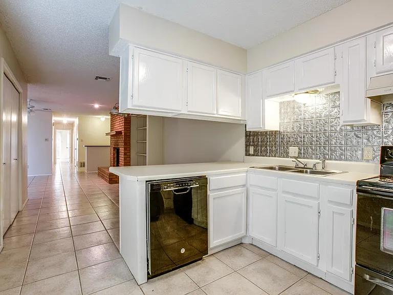 4817 Fletcher Ave — Photo 20