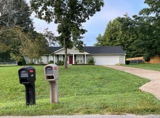 1404 Tower Dr, Columbia, TN 38401
