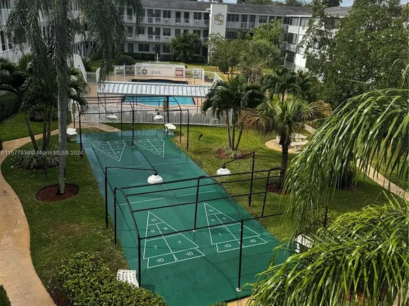 15610 NE 6th Ave APT 40C, Miami, FL 33162