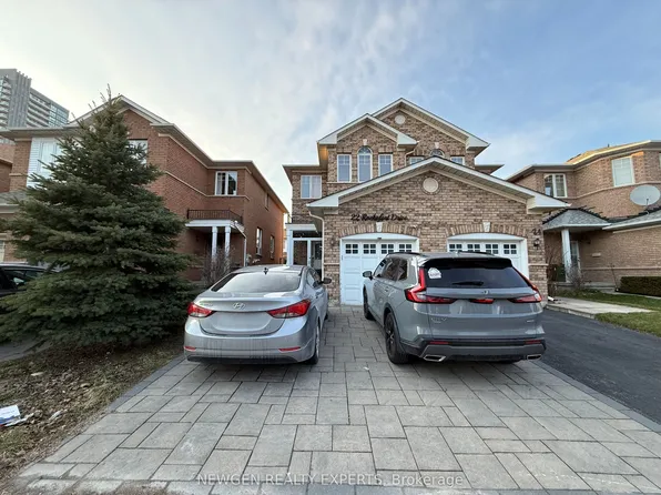 22 Rochefort Dr, Toronto, ON M3C 3Z3