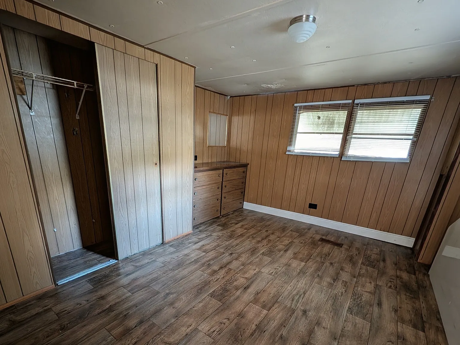 2 bed, 672 sqft, $950 — Photo 3