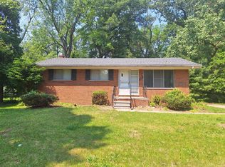 21771 Fairway Dr, Southfield, MI 48033