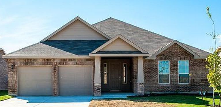 1st image of 272 Saddlebrook Lane