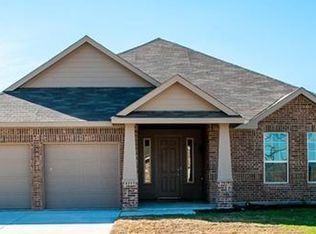 272 Saddlebrook Lane, Waxahachie, TX 75165