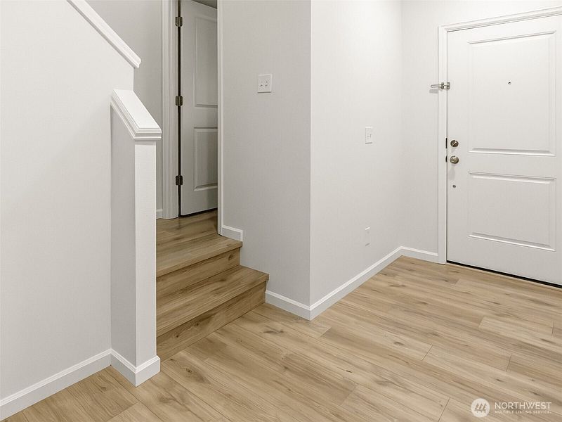 4th image of 291 N 34th Court
