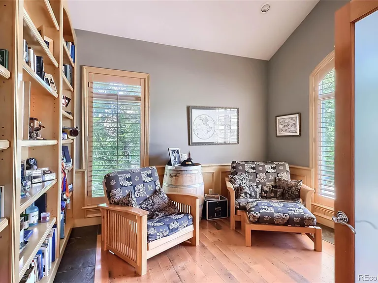 735 Evening Star Ct — Photo 22