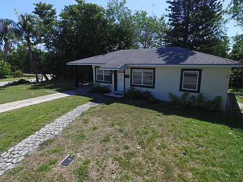 2119 Northridge Rd Photo 1
