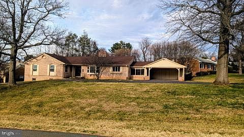 1st image of 217 Kimblewick Dr