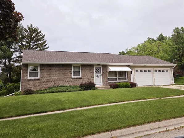 527 East Ogden STREET, Jefferson, WI 53549