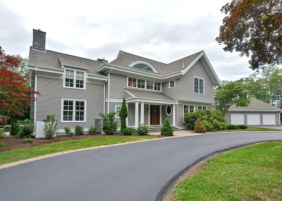 1458 Quaker St, Northbridge, MA 01534 Zillow
