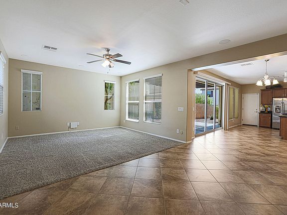 4th image of 21019 W WYCLIFF Drive