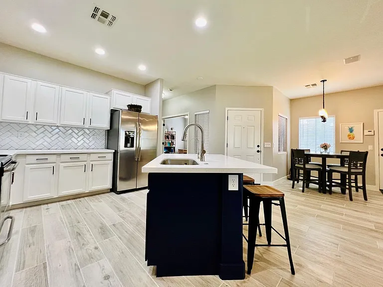 492 E Rainbow Dr — Photo 20