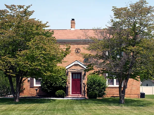 1188 Midland Beaver Rd, Industry, PA 15052