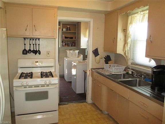 5th image of 1457 Orchard Hgts Dr