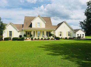 297 Evins Mill Rd, Smithville, TN 37166