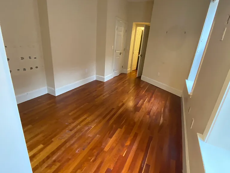 59 Joy St #5 — Photo 8