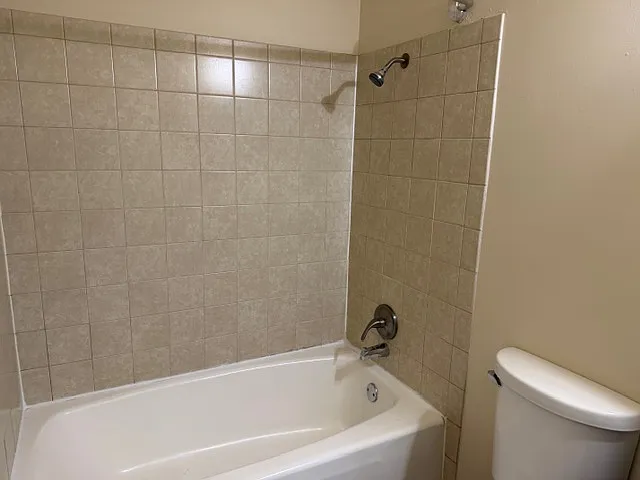 3 bed, 1174 sqft, $1,600 — Photo 4