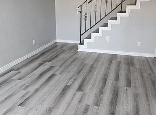 16632 Sequoia St, Hesperia, CA 92345