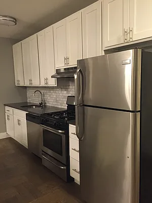 Rented by Lang Realty LLC | media 10