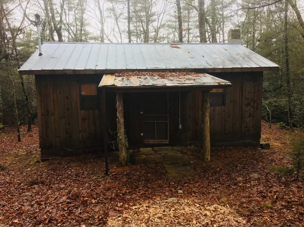 1266 Dustin Rd, Spring City, TN 37381