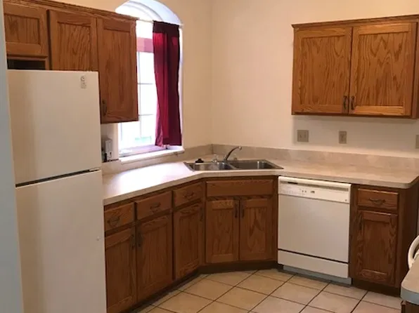 1019 Bluemont Ave #2, Manhattan, KS 66502