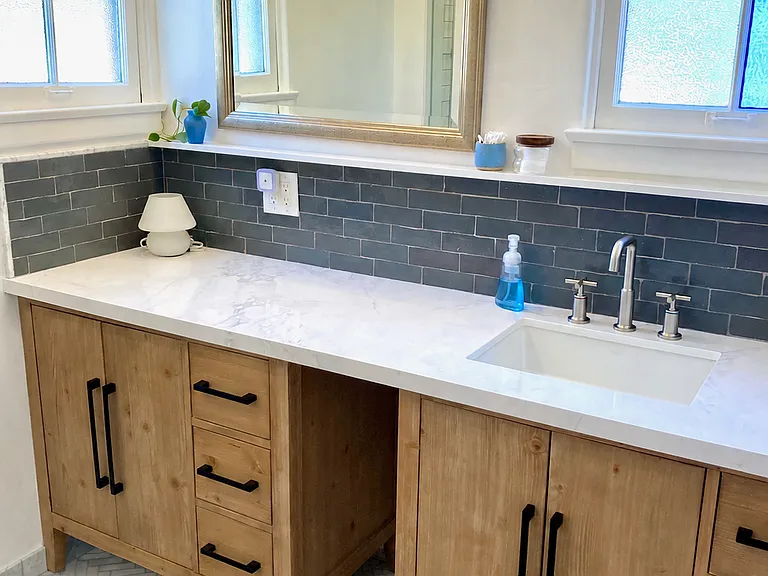 Upstairs bathroom